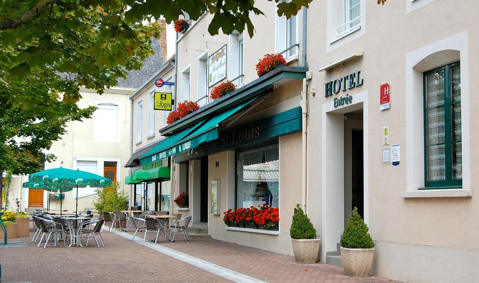 Logis Saint Louis Hotell La Suze-sur-Sarthe Exteriör bild